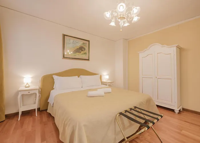 Santo Stefano Palace