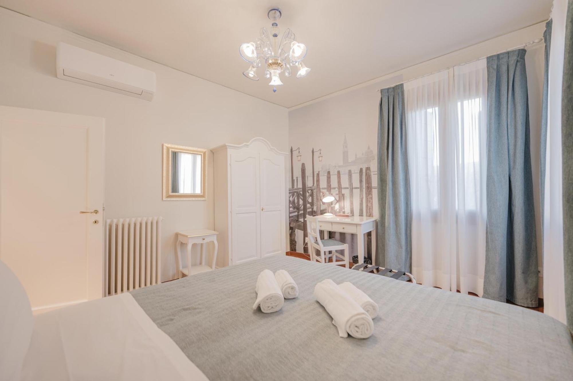 Appartement Santo Stefano Palace Venetië