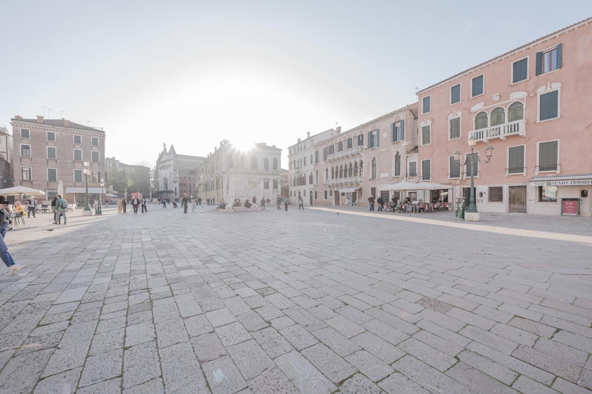 Santo Stefano Palace Apartment Venedig