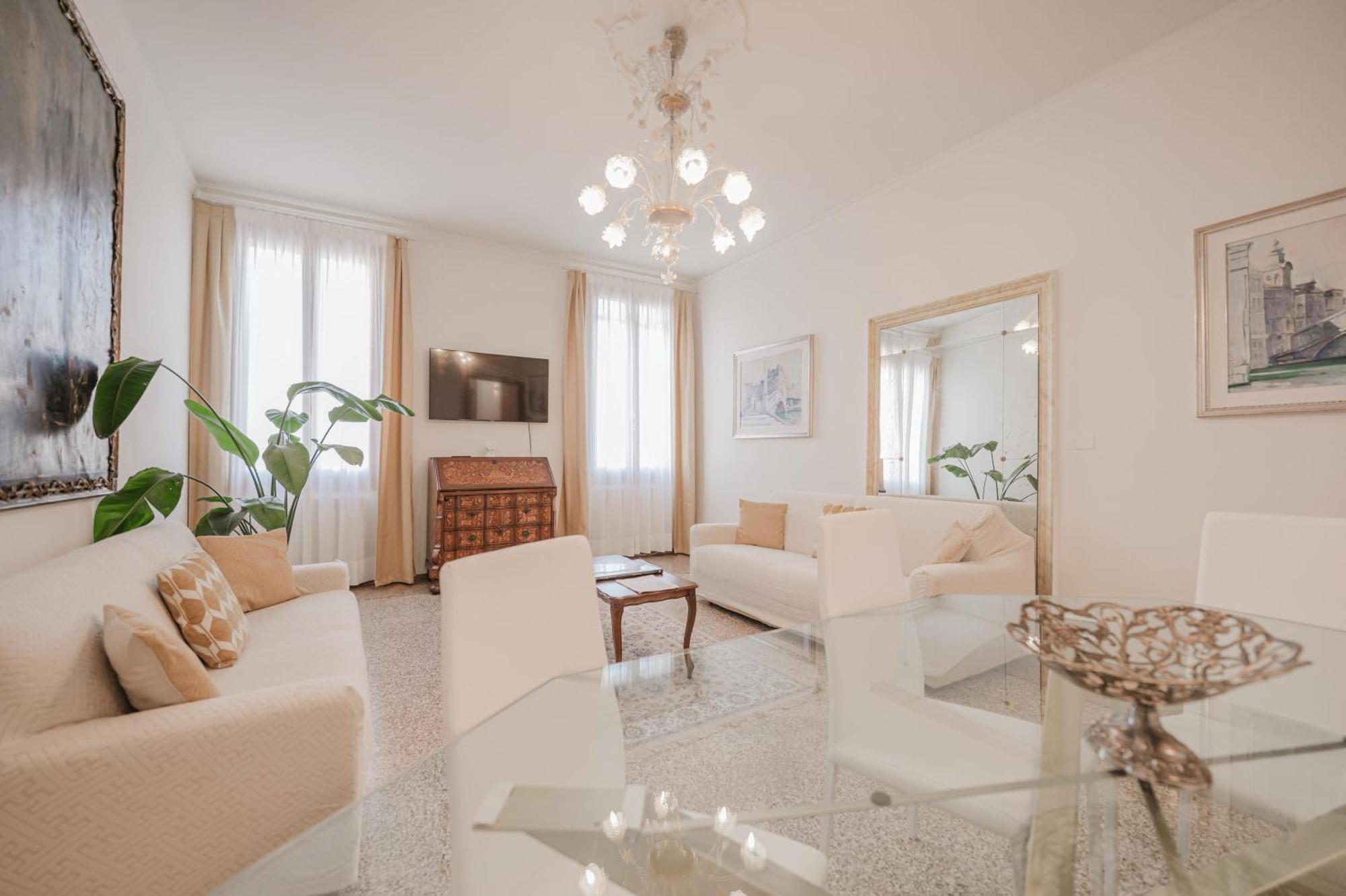 Appartement Santo Stefano Palace *